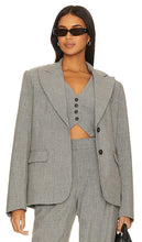 L'Academie Maiara Blazer in Grey - L'Académie Maiara Blazer en Gris - L'Academie Maiara 灰色西装外套 - L'Academie Maiara Blazer in Grau - L'Academie Maiara 블레이저 그레이 색상 - Blazer L'Academie Maiara in grigio