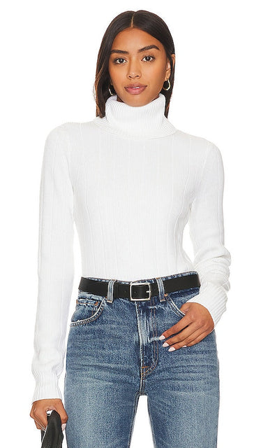 L'Academie Nellis Ribbed Crop Top in White - L'Academie - Nellis - Top court côtelé en blanc - L'Academie Nellis 白色罗纹短款上衣 - Geripptes Crop-Top „Nellis“ von L'Academie in Weiß - L'Academie Nellis 리브드 크롭 탑 화이트 색상 - Top corto a coste L'Academie Nellis in bianco
