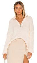 L'Academie Oliver Zip Up Sweater in Ivory - L'Academie Oliver - Pull zippé en ivoire - L'Academie Oliver 象牙色拉链毛衣 - L'Academie Oliver Reißverschlusspullover in Elfenbein - L'Academie Oliver 집업 스웨터 아이보리 색상 - Maglione con zip L'Academie Oliver in avorio