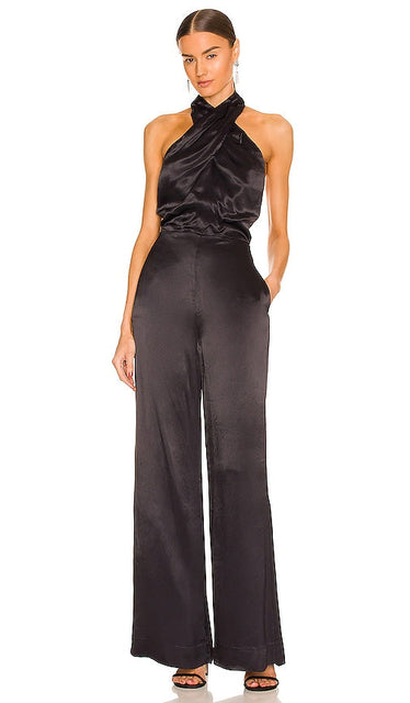 L'Academie Onelle Jumpsuit in Black - Combinaison L'Académie Onelle en Noir - L'Academie Onelle 黑色连身裤 - L'Academie Onelle Overall in Schwarz - L'Academie Onelle 점프수트 - Tuta L'Academie Onelle in nero