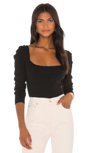 L'Academie Rory Puff Sleeve Sweater in Black - L'Academie Rory - Pull à manches bouffantes en noir - L'Academie Rory 黑色泡泡袖毛衣 - L'Academie Rory Pullover mit Puffärmeln in Schwarz - L'Academie Rory 퍼프 슬리브 스웨터블랙 색상 - Maglione con maniche a sbuffo L'Academie Rory in nero