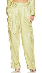 L'Academie Taylor Pant in Olive - Pantalon Taylor de L'Académie en Olive - L'Academie Taylor 橄榄色长裤 - L'Academie Taylor Hose in Oliv - L'Academie Taylor 팬츠 올리브 색상 - Pantaloni L'Academie Taylor in verde oliva