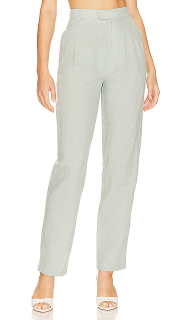 L'Academie the Alaina Pant in Sage - L'Académie le Pantalon Alaina en Sauge - L'Academie the Alaina 鼠尾草长裤 - L'Academie die Alaina Hose in Salbei - L'Academie the Alaina 팬츠 - L'Academie Alaina Pant in salvia