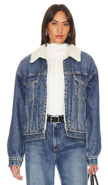 LEVI'S 90's Sherpa Trucker in Blue - LEVI'S Sherpa Trucker années 90 en bleu - LEVI'S 90 年代夏尔巴卡车司机蓝色 - LEVI'S 90er Sherpa Trucker in Blau - LEVI'S 90's 셰르파 트럭커 블루 색상 - Levi's Sherpa Trucker anni '90 in blu