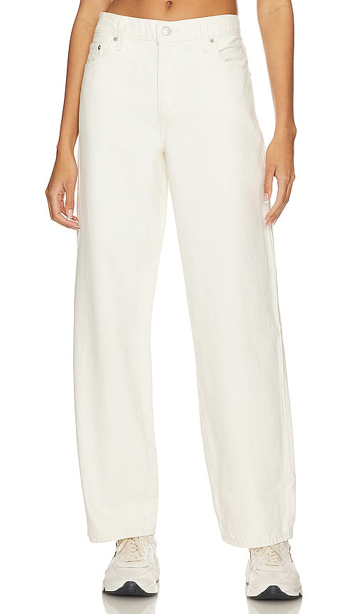 LEVI'S Baggy Dad in White - LEVI'S Baggy Dad en blanc - LEVI'S 白色宽松爸爸 - LEVI'S Baggy Dad in Weiß - LEVI'S 배기 아빠 화이트 컬러 - LEVI'S Baggy Dad in bianco