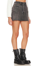 LEVI'S Recrafted Icon Skirt in Black