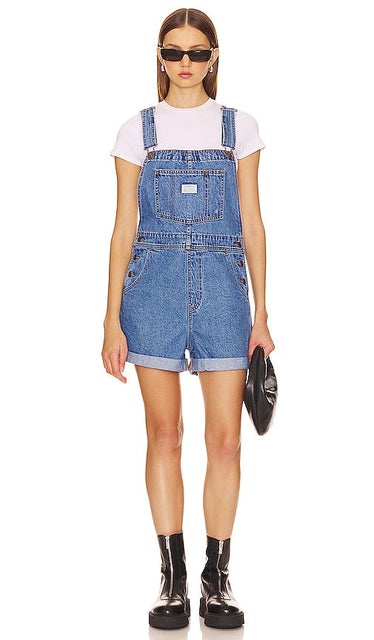 LEVI'S Vintage Shortall in Blue - Short court LEVI'S Vintage en bleu - LEVI'S 蓝色复古短裤 - LEVI'S Vintage Shortall in Blau - LEVI'S 빈티지 숏올 블루 색상 - Pantaloncino vintage LEVI'S in blu