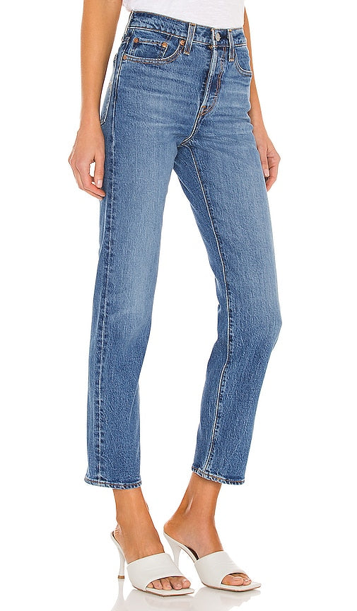 LEVI'S Wedgie Straight Ankle in Blue