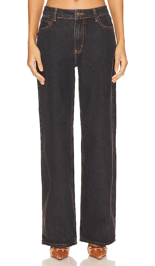 LIONESS Top Model Jean in Black - Jean top modèle LIONESS en noir - LIONESS 顶级模特黑色牛仔裤 - LIONESS Topmodel-Jeans in Schwarz - LIONESS 탑 모델 진 블랙 색상 - LIONESS Top Model Jean in nero