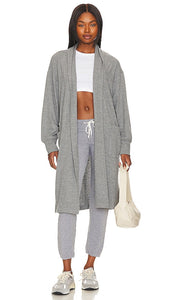 LNA Camila Cardigan in Grey - Cardigan LNA Camila en gris - LNA Camila 灰色开衫 - LNA Camila Cardigan in Grau - LNA Camila 카디건 그레이 색상 - Cardigan LNA Camila in grigio
