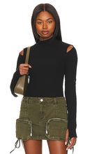 LNA Shane Rib Top in Black - LNA - Haut côtelé Shane en noir - LNA Shane 黑色罗纹上衣 - LNA Shane Rib Top in Schwarz - LNA SHANE 립 탑 - Top LNA Shane a costine in nero