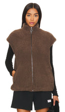 LNA Sherpa Vest in Brown