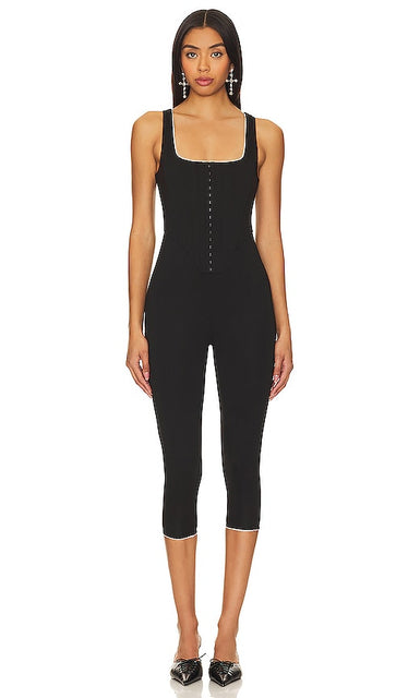 LOBA Elisa Capri Jumpsuit in Black - Combinaison capri LOBA Elisa en noir - LOBA Elisa 黑色卡普里岛连身裤 - LOBA Elisa Capri-Overall in Schwarz - LOBA 엘리사 카프리 점프수트 - Tuta LOBA Elisa Capri in nero