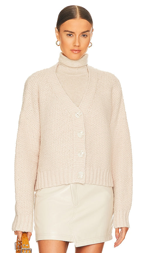 Lovers and Friends Lili Button Front Cardigan in Nude - Lovers and Friends - Cardigan Lili boutonné sur le devant en couleur chair - Lovers and Friends Lili 裸色纽扣前开衫 - Lovers and Friends Lili-Cardigan mit Knopfleiste vorne in Nude - Lovers and Friends Lili 버튼 프론트 가디건 누드 색상 - Cardigan frontale con bottoni Lili di Lovers and Friends color nudo