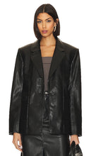 LPA Alanis Blazer in Black - LPA - Alanis - Blazer noir - LPA Alanis 黑色西装外套 - LPA Alanis Blazer in Schwarz - LPA Alanis 블레이저 - Blazer LPA Alanis in nero