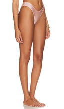 LPA Amelie Bottom in Rose
