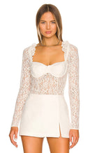 LPA Sandra Top in White - LPA Haut Sandra en Blanc - LPA Sandra 白色上衣 - LPA Sandra Top in Weiß - LPA Sandra 탑 - Top LPA Sandra in bianco