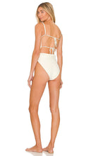 LPA Tia One Piece in White - LPA Tia une pièce en blanc - LPA Tia 白色一件 - LPA Tia Einteiler in Weiß - LPA TIA 원피스 화이트 색상 - Costume intero LPA Tia in bianco