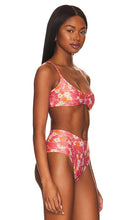LSPACE Alec Seam-Free Bikini Top in Pink