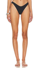 LSPACE Cabana Bitsy Bikini Bottom in Black - Bas de bikini LSPACE Cabana Bitsy en noir - LSPACE Cabana Bitsy 黑色比基尼泳裤 - LSPACE Cabana Bitsy Bikinihose in Schwarz - LSPACE Cabana Bitsy 비키니 하의 블랙 색상 - Fondo bikini LSPACE Cabana Bitsy in nero