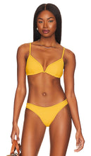 LSPACE Helena Bikini Top in Yellow - Haut de bikini LSPACE Helena en jaune - LSPACE Helena 黄色比基尼上衣 - LSPACE Helena Bikinioberteil in Gelb - LSPACE Helena 비키니 탑 - Top bikini LSPACE Helena in giallo