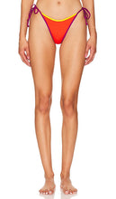 LSPACE Levy Side Tie Bitsy Bottom in Multi - LSPACE - Levy - Bas Bitsy à nouer sur le côté - Multicolore - LSPACE Levy 侧系带 Bitsy 多色下装 - LSPACE Levy Side Tie Bitsy Bottom in Multi - LSPACE Levy 사이드 타이 비트시 하의 in 멀티 - LSPACE Levy Side Tie Bitsy Bottom in Multi