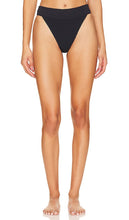 LSPACE Lola Bikini Bottom in Black - Bas de bikini LSPACE Lola en noir - LSPACE Lola 黑色比基尼泳裤 - LSPACE Lola Bikinihose in Schwarz - LSPACE Lola 비키니 하의 블랙 색상 - Fondo bikini LSPACE Lola in nero