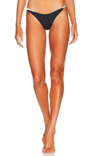 LSPACE Lovegood Bikini Bottom in Black,White - Bas de bikini LSPACE Lovegood en noir, blanc - LSPACE Lovegood 比基尼泳裤 黑色、白色 - LSPACE Lovegood Bikinihose in Schwarz, Weiß - LSPACE Lovegood 비키니 하의 블랙,화이트 색상 - Fondo bikini LSPACE Lovegood in nero, bianco