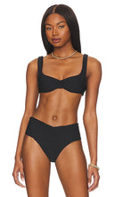 LSPACE Nikita Bikini Top in Black - Haut de bikini LSPACE Nikita en noir - LSPACE Nikita 黑色比基尼上衣 - LSPACE Nikita Bikinioberteil in Schwarz - LSPACE Nikita 비키니 탑 블랙 색상 - Top bikini LSPACE Nikita in nero