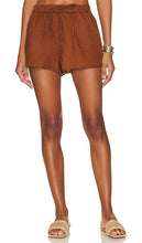 LSPACE Rio Short in Brown - Short LSPACE Rio en marron - LSPACE Rio 棕色短裤 - LSPACE Rio Short in Braun - LSPACE Rio 쇼츠 브라운 색상 - Pantaloncini LSPACE Rio in marrone