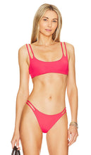 LSPACE Zinnia Bikini Top in Coral - Haut de bikini LSPACE Zinnia en corail - LSPACE Zinnia 珊瑚色比基尼上衣 - LSPACE Zinnia Bikinioberteil in Koralle - LSPACE Zinnia 비키니 탑 - Top bikini LSPACE Zinnia in corallo