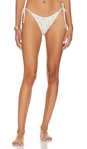 LSPACE x Hanna Montazami Levy Bikini Bottom in Beige - Bas de bikini Levy LSPACE x Hanna Montazami en beige - LSPACE x Hanna Montazami Levy 米色比基尼泳裤 - LSPACE x Hanna Montazami Levy Bikinihose in Beige - LSPACE x Hanna Montazami Levy 비키니 하의 베이지 색상 - Slip bikini LSPACE x Hanna Montazami Levy in beige