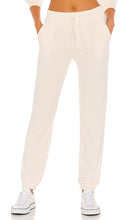 Lanston Cuffed Joggers in Ivory - Pantalon de jogging à revers Lanston en ivoire - Lanston 象牙色翻边慢跑裤 - Lanston-Jogginghose mit Bündchen in Elfenbein - Lanston 커프 조거팬츠 - Joggers con risvolto Lanston in avorio