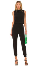 Lanston Sleeveless Turtleneck Jumpsuit in Black - Combinaison sans manches à col roulé Lanston en noir - Lanston 黑色无袖高领连身裤 - Ärmelloser Rollkragenoverall von Lanston in Schwarz - Lanston 민소매 터틀넥 점프수트블랙 색상 - Tuta dolcevita senza maniche Lanston in nero