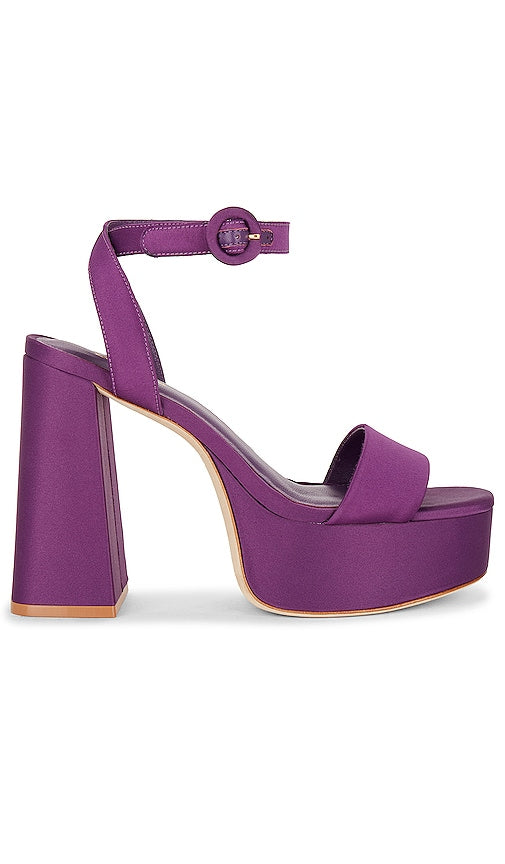 Larroude Dolly Heel in Purple - Talon Dolly Larroude en violet - Larroude 紫色 Dolly 高跟鞋 - Larroude Dolly Heel in Lila - Larroude Dolly 힐 색상 - Tacco Dolly Larroude in viola