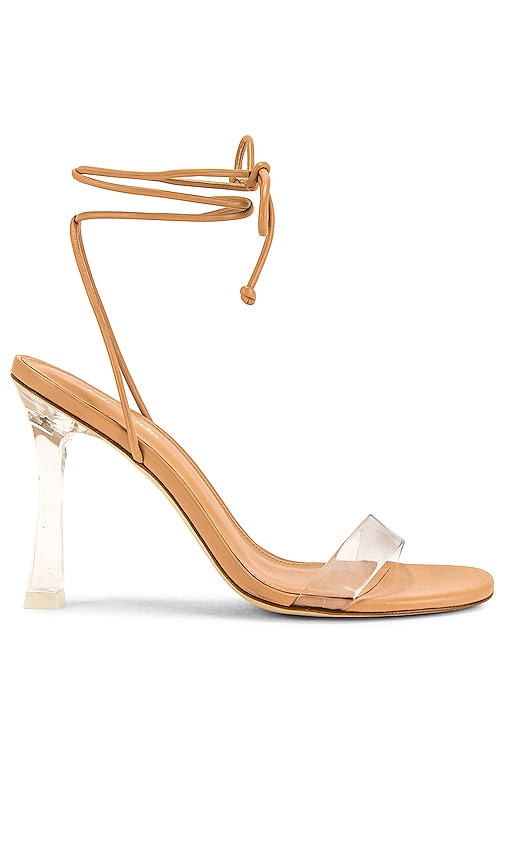 Larroude Gloria Heel in Beige - Larroude Talon Gloria en Beige - Larroude Gloria 米色高跟鞋 - Larroude Gloria Heel in Beige - Larroude Gloria 힐 베이지 색상 - Tacco Larroude Gloria in beige