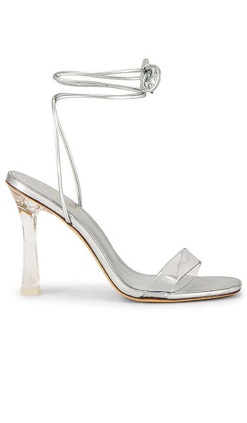 Larroude Gloria Heel in Metallic Silver - Talon Larroude Gloria en Argent Métallisé - Larroude Gloria 金属银高跟鞋 - Larroude Gloria Heel in Metallic-Silber - Larroude Gloria 힐 메탈릭 실버 소재 - Tacco Larroude Gloria in argento metallizzato
