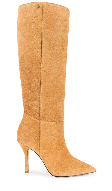 Larroude Kate Boot in Tan - Botte Larroude Kate en beige - Larroude Kate 棕褐色靴子 - Larroude Kate Stiefel in Hellbraun - Larroude 케이트 부츠 - Stivaletto Larroude Kate in marrone chiaro