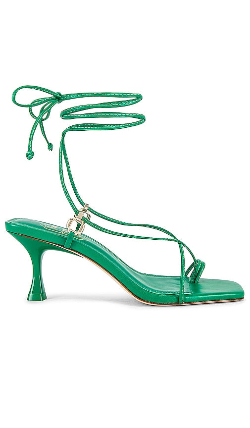 Larroude Portofino Sandal in Green - Sandale Larroude Portofino en vert - Larroude Portofino 绿色凉鞋 - Larroude Portofino Sandale in Grün - Larroude Portofino 샌들 그린 색상 - Sandalo Larroude Portofino in verde