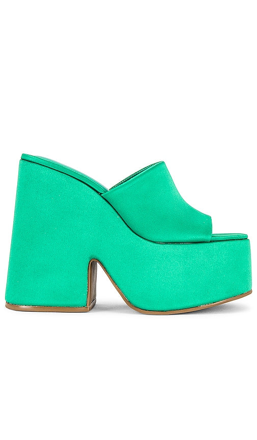 Larroude Wanda Mule in Green - Larroude Mule Wanda en Vert - Larroude Wanda 绿色穆勒鞋 - Larroude Wanda Mule in Grün - Larroude Wanda 뮬 그린 색상 - Mula Larroude Wanda in verde