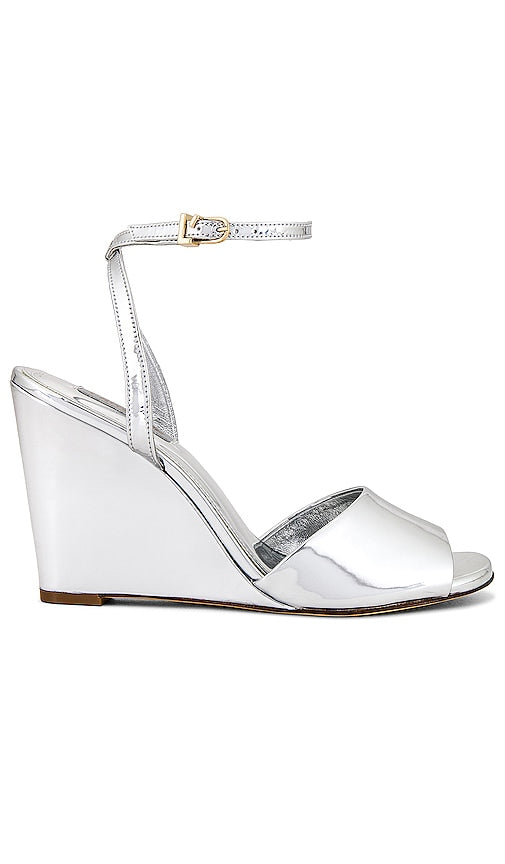 Larroude Yves Sandal in Metallic Silver - Sandale Larroude Yves en Argent Métallisé - Larroude Yves 金属银凉鞋 - Larroude Yves Sandale in Metallic-Silber - 메탈릭 실버 소재의 Larroude Yves 샌들 - Sandalo Larroude Yves in argento metallizzato