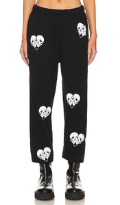 Lauren Moshi Chantria Skull Heart Sweatpant in Black - Lauren Moshi - Pantalon de survêtement Chantria Skull Heart en noir - Lauren Moshi Chantria 黑色骷髅心运动裤 - Lauren Moshi Chantria Skull Heart Jogginghose in Schwarz - Lauren Moshi Chantria 스컬 하트 스웻팬츠블랙 색상 - Pantaloni della tuta Lauren Moshi Chantria Skull Heart in nero