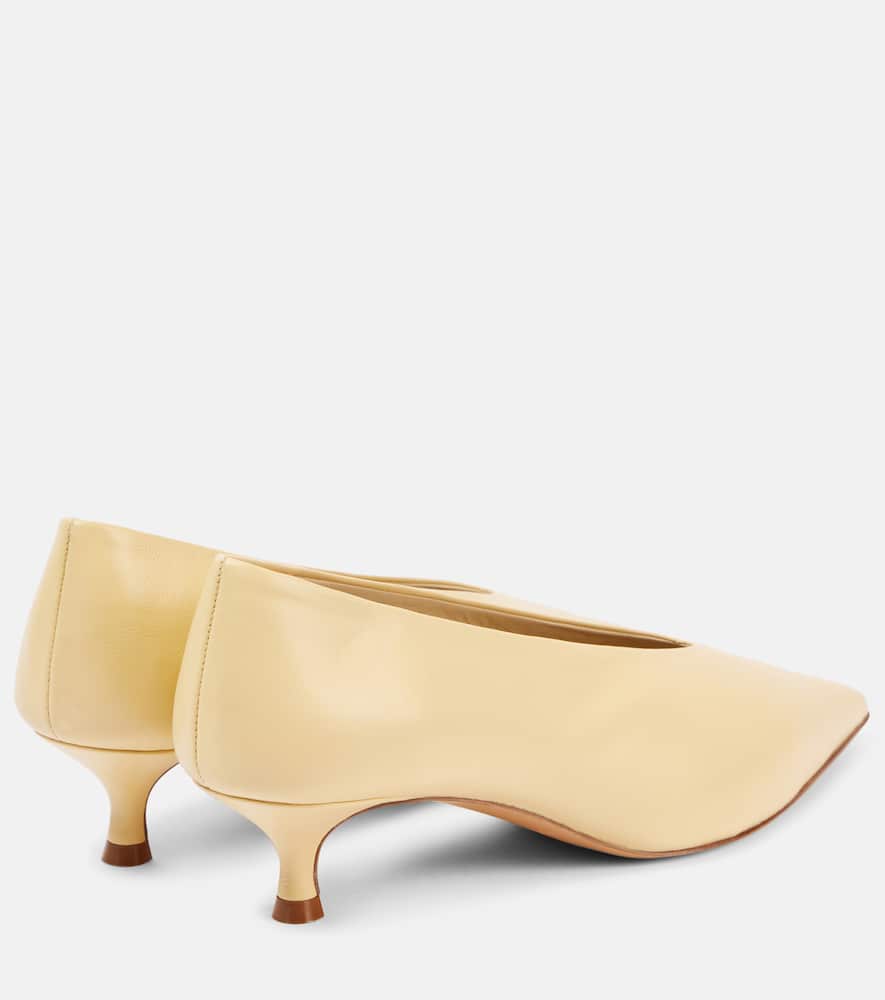 Le Monde B√É¬©ryl Babouche leather pumps