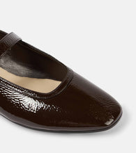 Le Monde B√É¬©ryl Patent leather Mary Jane pumps
