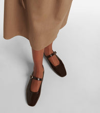 Le Monde B√É¬©ryl Patent leather Mary Jane pumps
