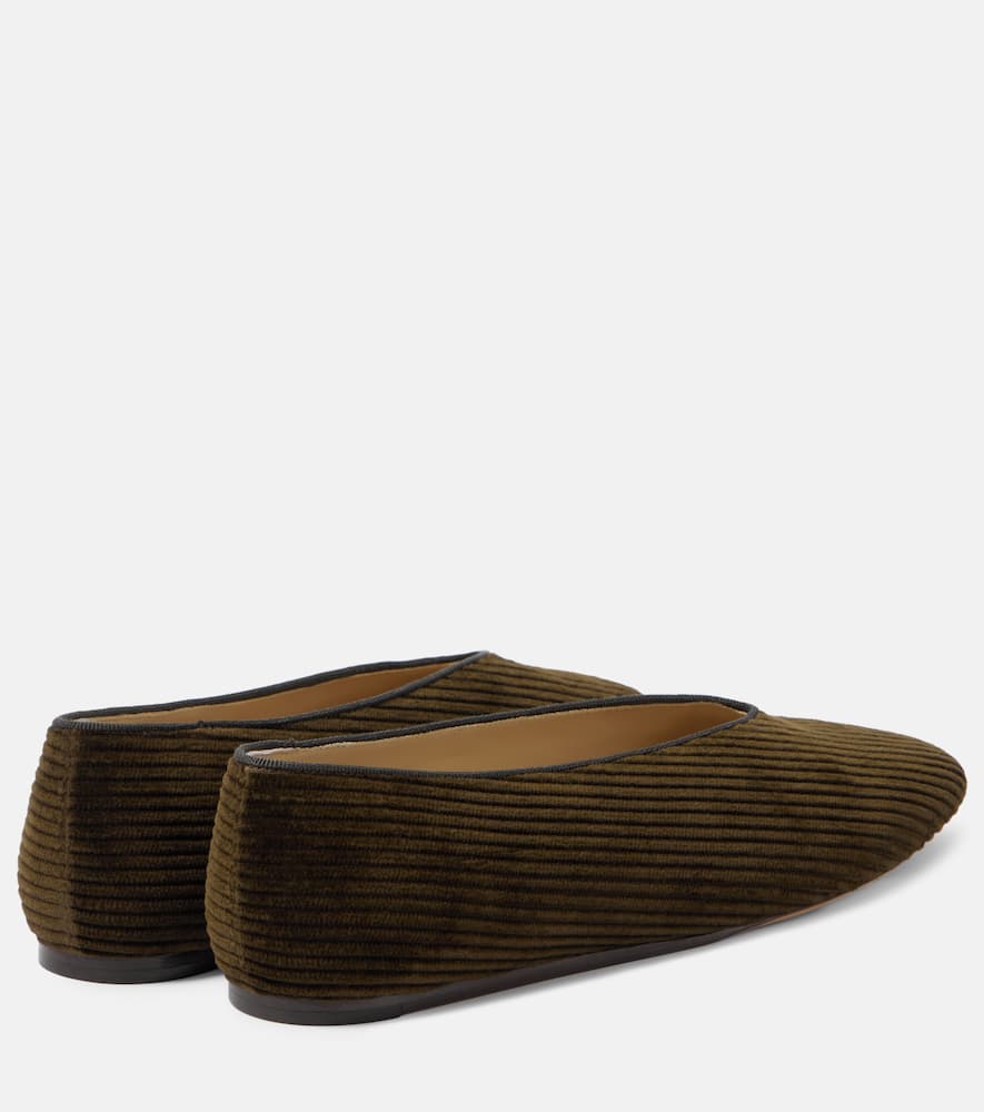 Le Monde B√É¬©ryl Regency velvet ballet flats