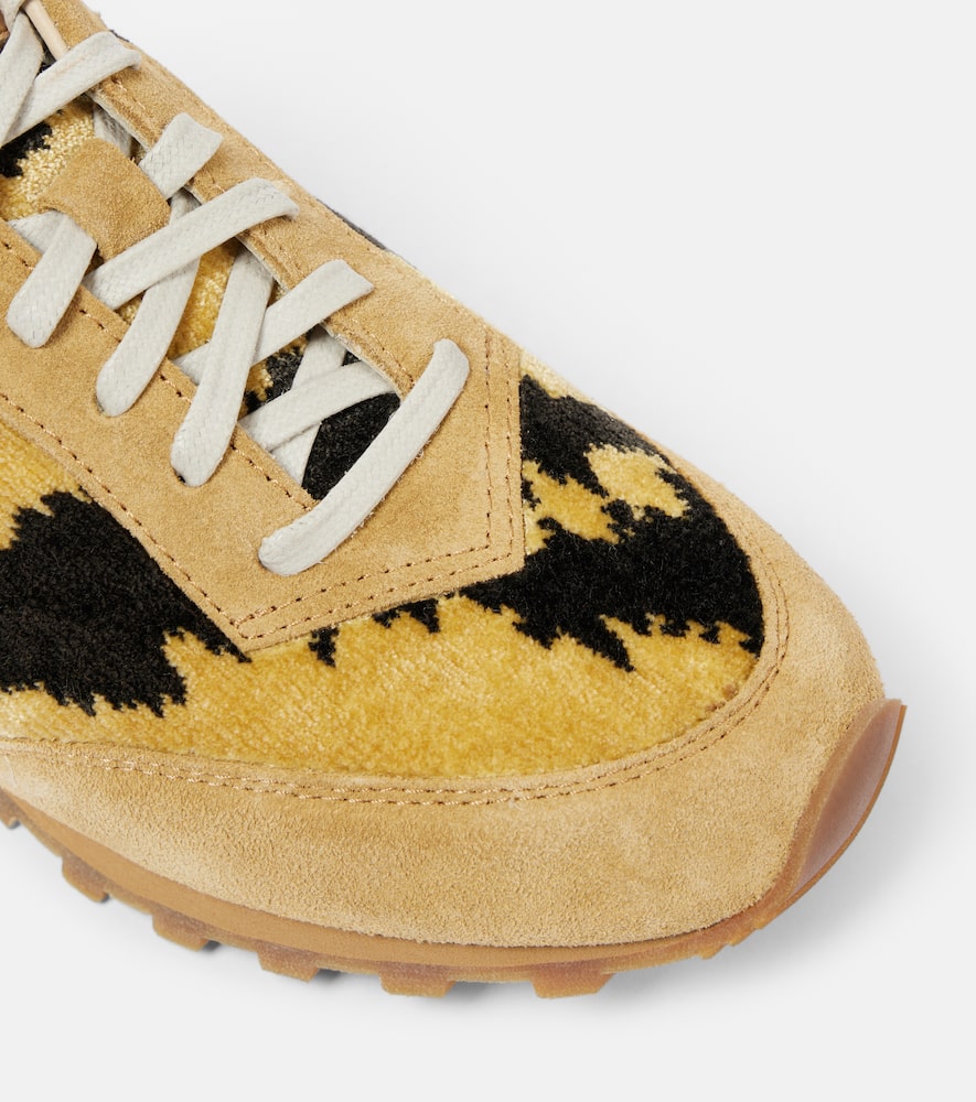 Le Monde B√É¬©ryl Slim Runner velvet and suede sneakers