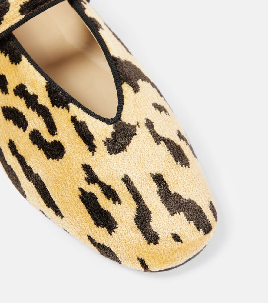 Le Monde B√É¬©ryl Stella leopard-print velvet Mary Jane flats
