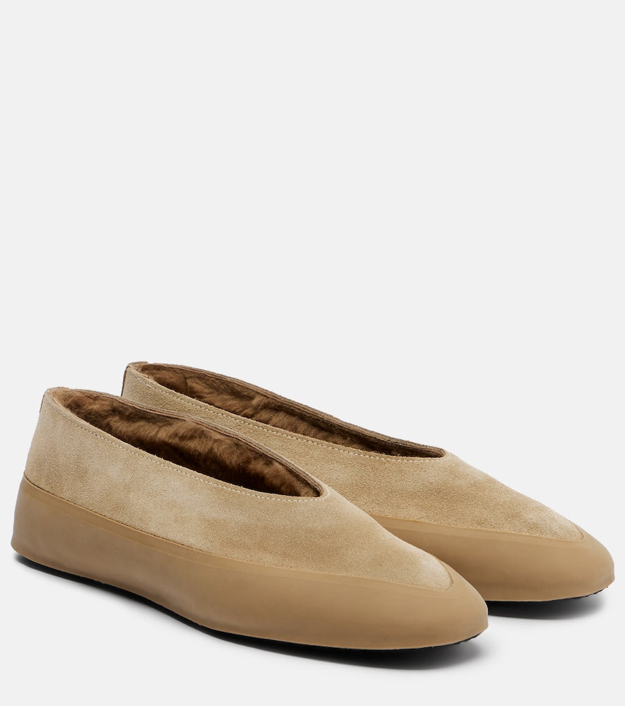 Le Monde Beryl Apres Ski shearling-lined suede ballet flats