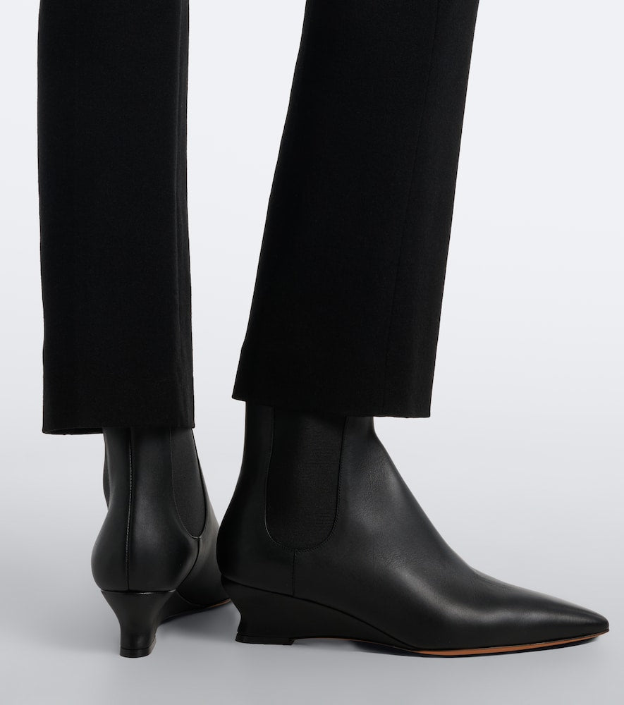Le Monde Beryl Camille Chelsea boots